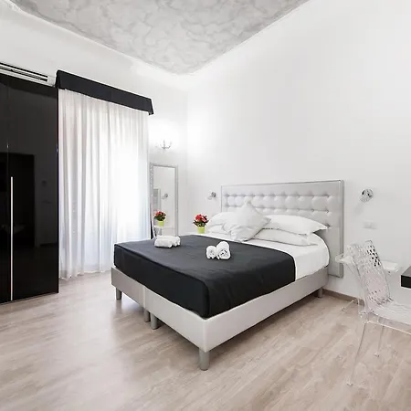 Black Colosseo Guest house