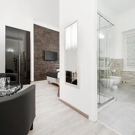 Black Colosseo Guest house *