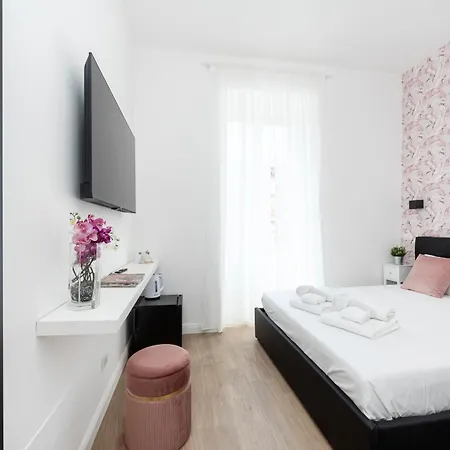 Black Colosseo Guest house Rome