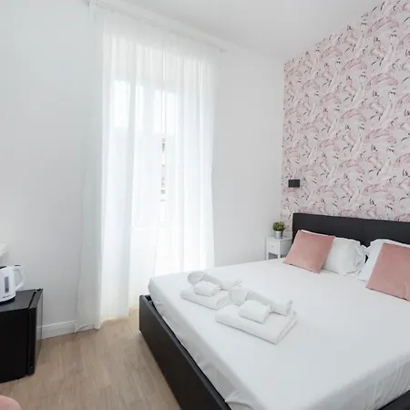 Black Colosseo Gasthof Rom