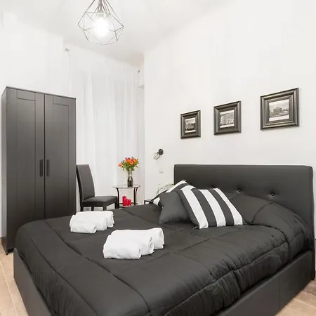 Black Colosseo Guest house