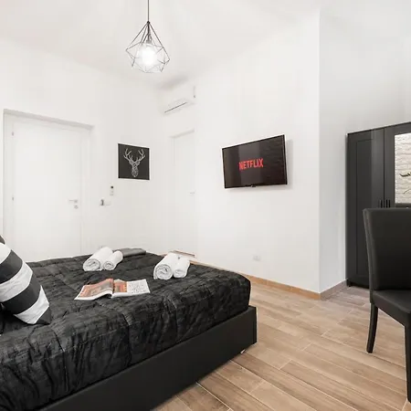 Guest house Black Colosseo *