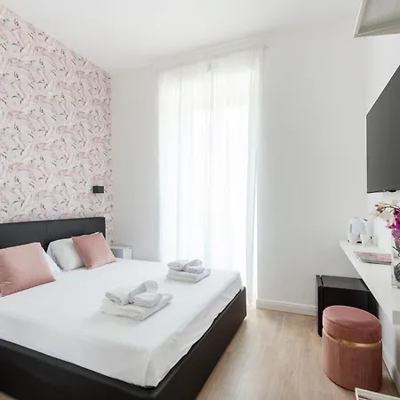 Black Colosseo Guest house Rome