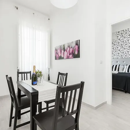 Black Colosseo Guest house Rome