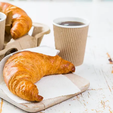 Black Colosseo Konukevi Roma