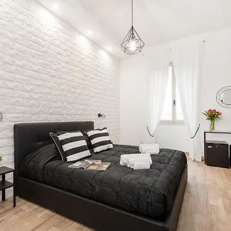 Guest house Black Colosseo