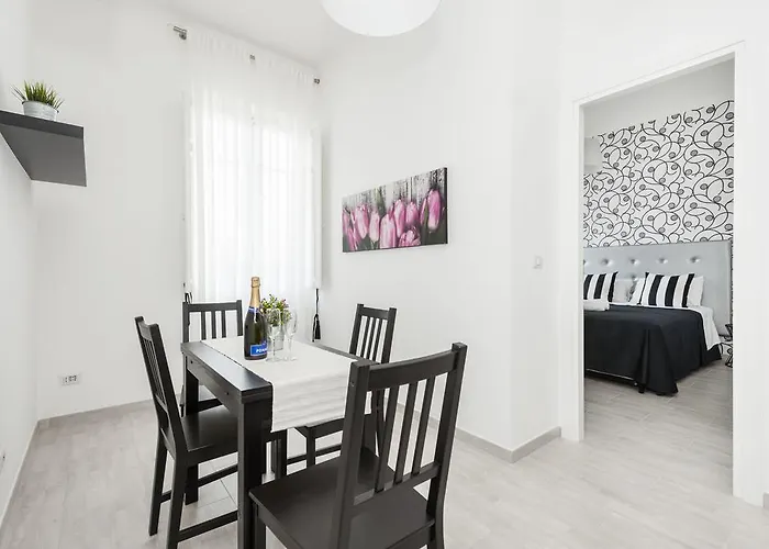 Black Colosseo Gasthof Rom